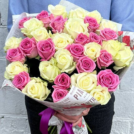 Букет "Розалита" из белых и розовых роз - заказать с доставкой в по Армавиру